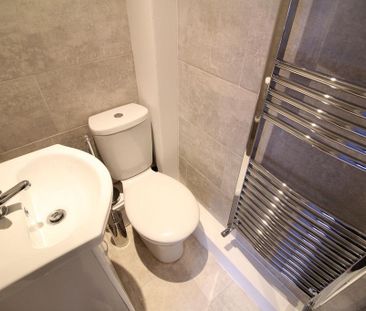1 bedroom house of multiple occupation to rent - Photo 6