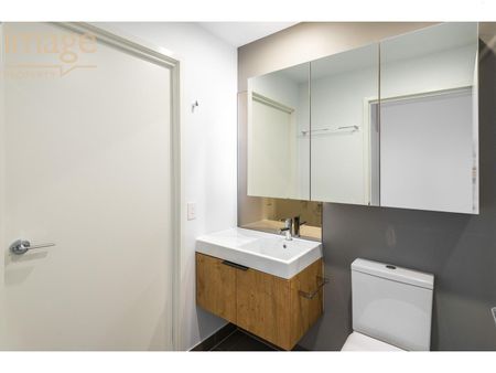 DON'T MISS OUT ON THIS BEAUTIFUL UNIT!! - Photo 5