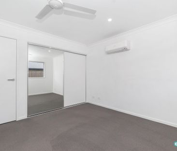 Stunning Modern Two Bedroom Duplex - Photo 2