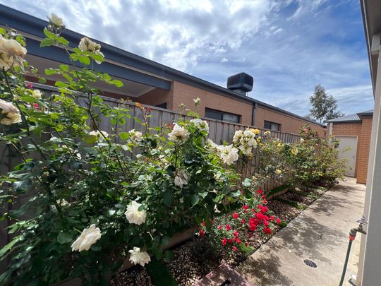 A Home That Inspires Everyday Living! - Photo 1