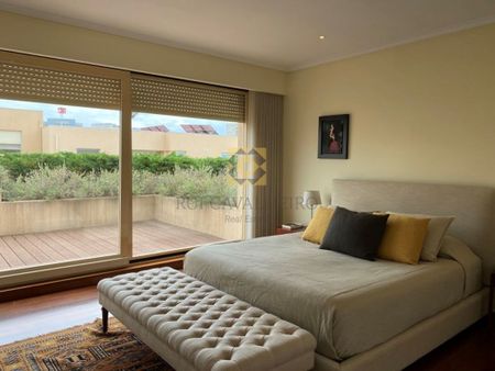 4 room luxury House for rent in Aldoar, Porto, Distrito do Porto - Photo 4