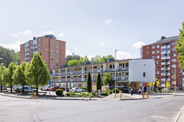 JH Dahlsgatan 18 - Foto 1