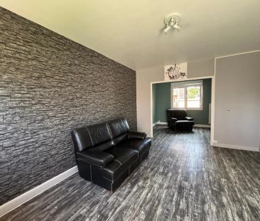 Appartement à louer 4 pièces 63.1m² - Photo 2