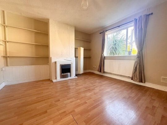 Vernham Grove, Bath - Photo 1