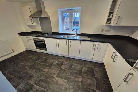 Jellicoe Road, Yeovil, Somerset, BA21 - Photo 4