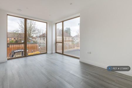 1 bedroom flat to rent - Photo 2