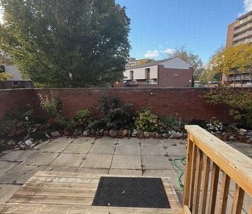 For Lease - 770 Fanshawe Park Road Unit# 22, London North, Ontario - Photo 3