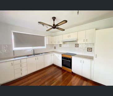 3 Karina Street, Gailes, Qld 4300 - Photo 3