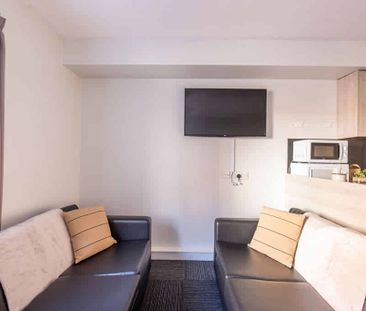 6 Bed Deluxe Ensuite - Photo 5