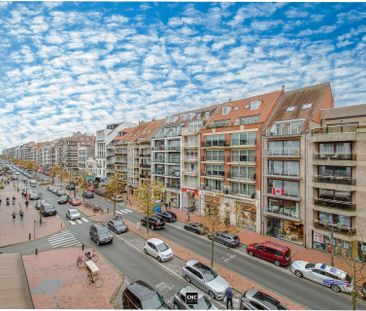 Ongemeubeld appartement met 3 slaapkamers op de Lippenslaan te Knokke. - Foto 4