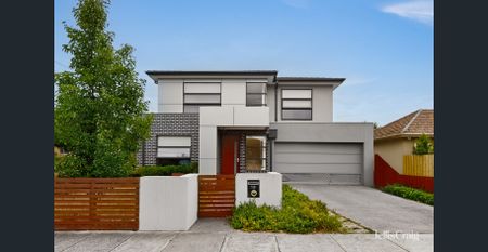 Effortless Family Luxury in a Lifestyle Location - Photo 2