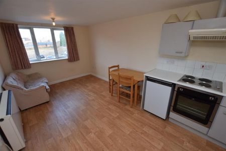 1 bedroom apartment to rent - Photo 3