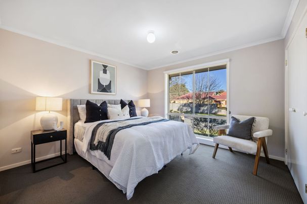 Welcome home to 14 Magarra Crescent, Berwick - Photo 1