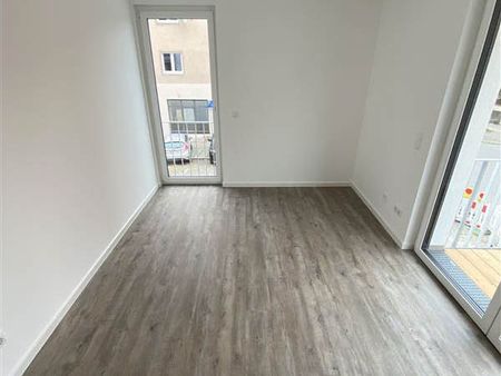 Helle 2-Zimmer-Wohnung mit EBK - Foto 4