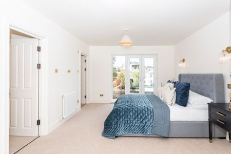 Lexden Road, W3 9NZ, London - Photo 4