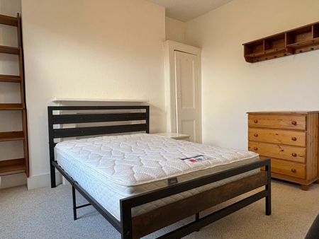 Room in a Shared Flat, Malvern Road, NW6 - Photo 3