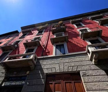 Alzaia Naviglio Grande, Milan, Lombardy 20144 - Photo 6