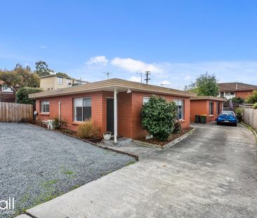 Coastal Living Just 400m to the Beach - Photo 6