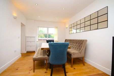 4 bedroom semi-detached house to rent - Photo 3