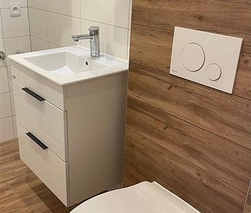 Pronájem bytu 1+kk 27 m² - Fotografie 3