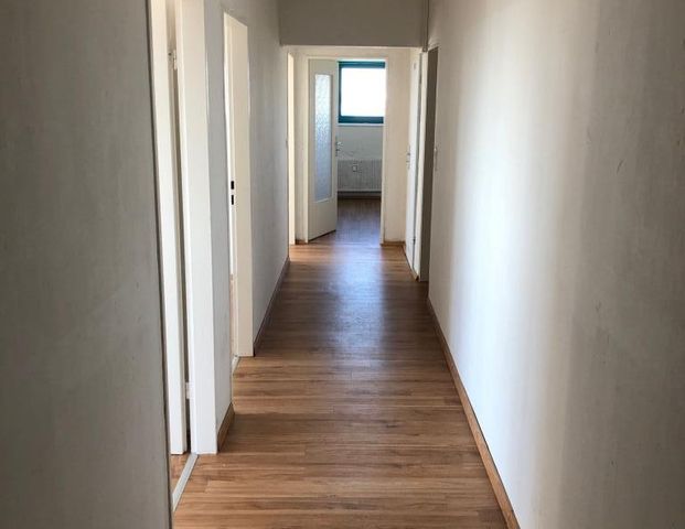 Moderne 3-Zimmer-Wohnung in Eberstadt ab sofort zu vermieten. - Photo 1