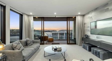 Exceptional Waterfront Living in Wynyard Quarter - Photo 3