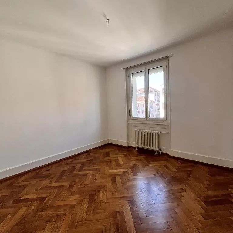 Appartement proche des transports publics à louer - Photo 1