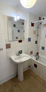 Location Appartement 2 pièces 40m² - Photo 4