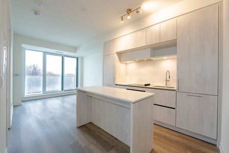 For Lease - 6 David Eyer Road Unit# 409, Richmond Hill, Ontario - Photo 3