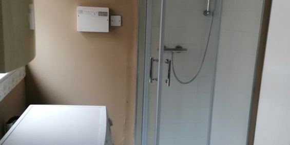 2 Bed Flat, Ravenswood Road, BS6 - Photo 3