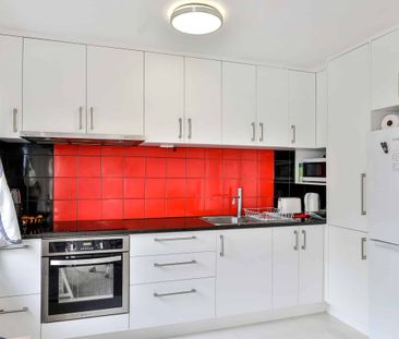 QUIET AND PRIVATE - GLENFIELD - Photo 5