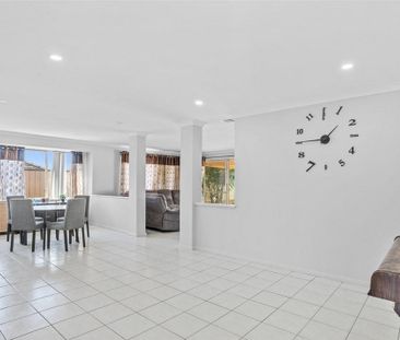 Family-Friendly Living with Everything at Your Doorstep in Bertram! - Photo 3