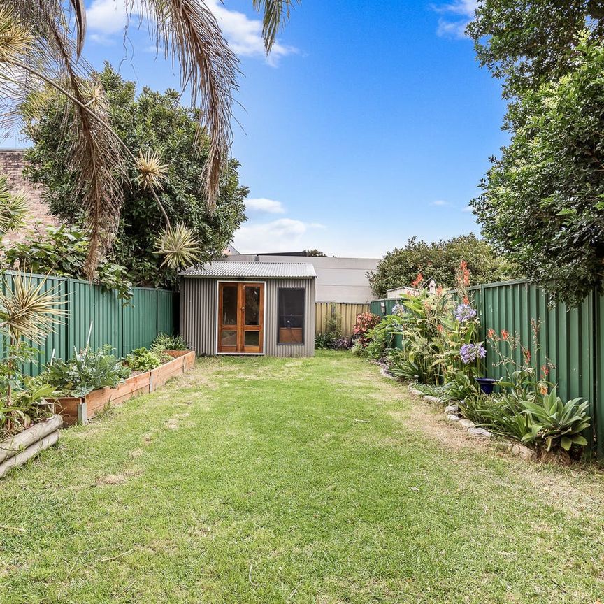 11 Foreman Street, Tempe, NSW 2044 - Photo 1