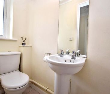 3 bedroom semi-detached house to rent - Photo 6