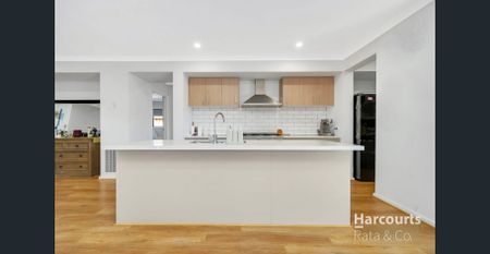 Your Dream Family Home Awaits: Modern 4-Bedroom Haven with Stunning Views - Photo 2