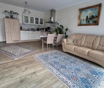 komplett eingerichtete Singlewohnung, hochwertig möbliert - Foto 1