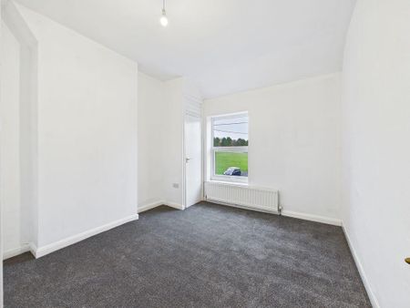 3 bed end of terrace house to rent in NE17 - Photo 2