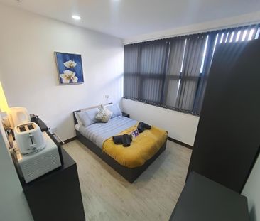 Studio to rent - Photo 1