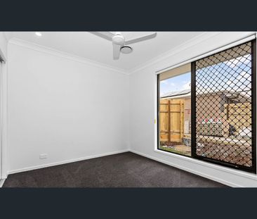 9 Alloway Close, Pallara, Qld 4110 - Photo 5