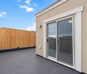 For Lease - 6875 Main Street, Whitchurch-Stouffville, Ontario - Photo 2