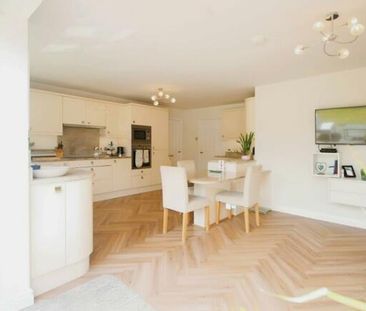 4 bedroom detached house to rent - Photo 6