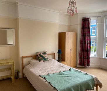 4 bedroom house share to rent - Photo 4