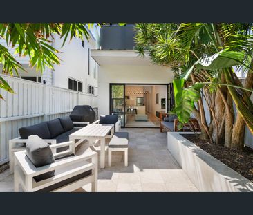 24 De Chair Road, Narraweena, NSW 2099 - Photo 4