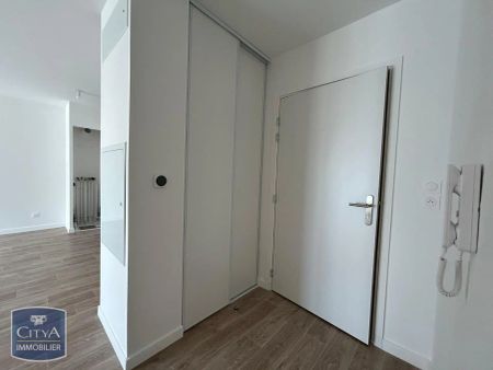 Appartement à louer 4 pièces 80.06m² - Photo 2