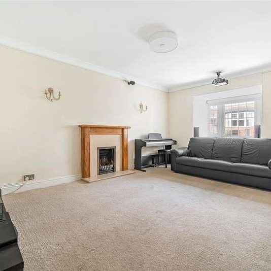 Blenheim Road, Caversham, Reading, RG4 - Photo 1