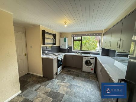 3 bedroom terraced house to rent - Photo 5