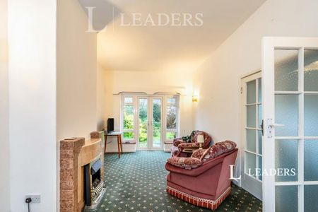 2 bedroom terraced house to rent - Photo 2