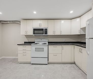 For Lease - 708 Carnegie Avenue Unit# Lower, Oshawa, Ontario - Photo 6