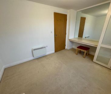 2 bedroom apartment to rent - Photo 6