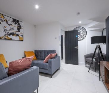 6 bedroom house to rent - Photo 1